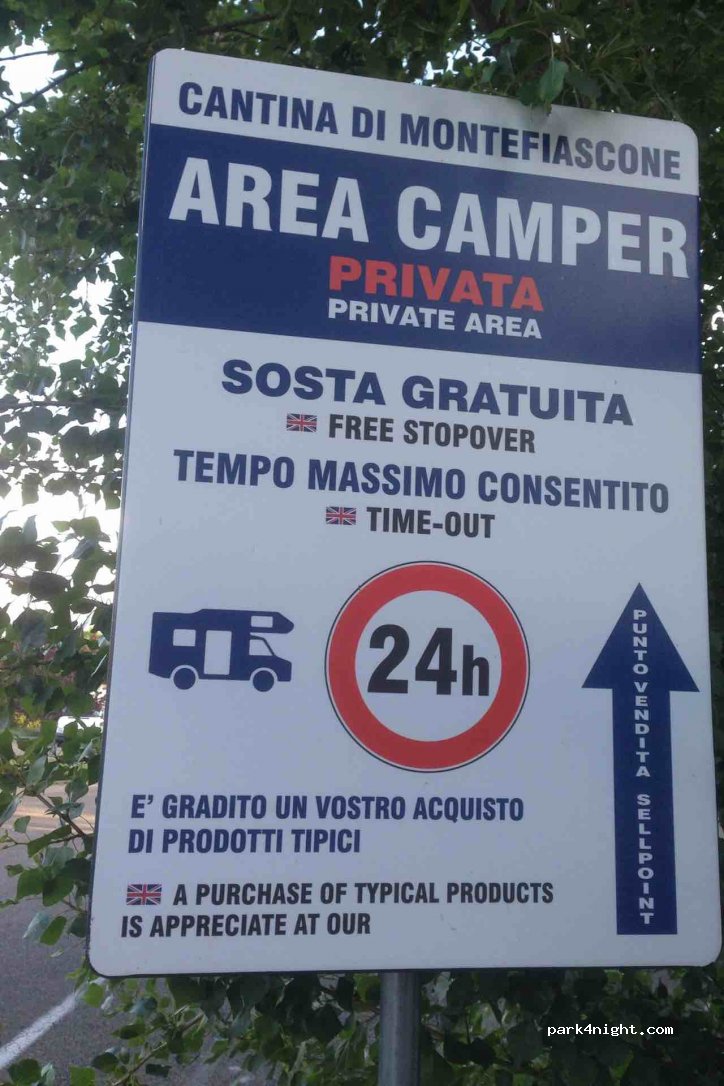 Parcheggio per Camper — foto