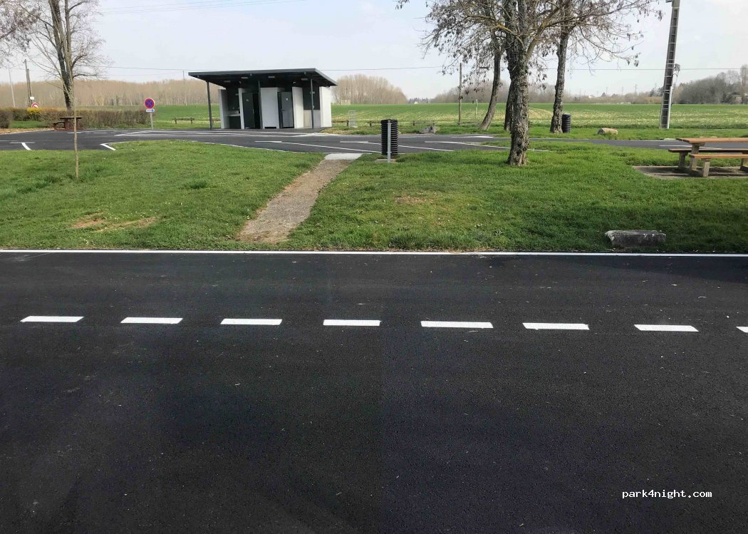 (36100) Neuvy-Pailloux - Poudeau — foto