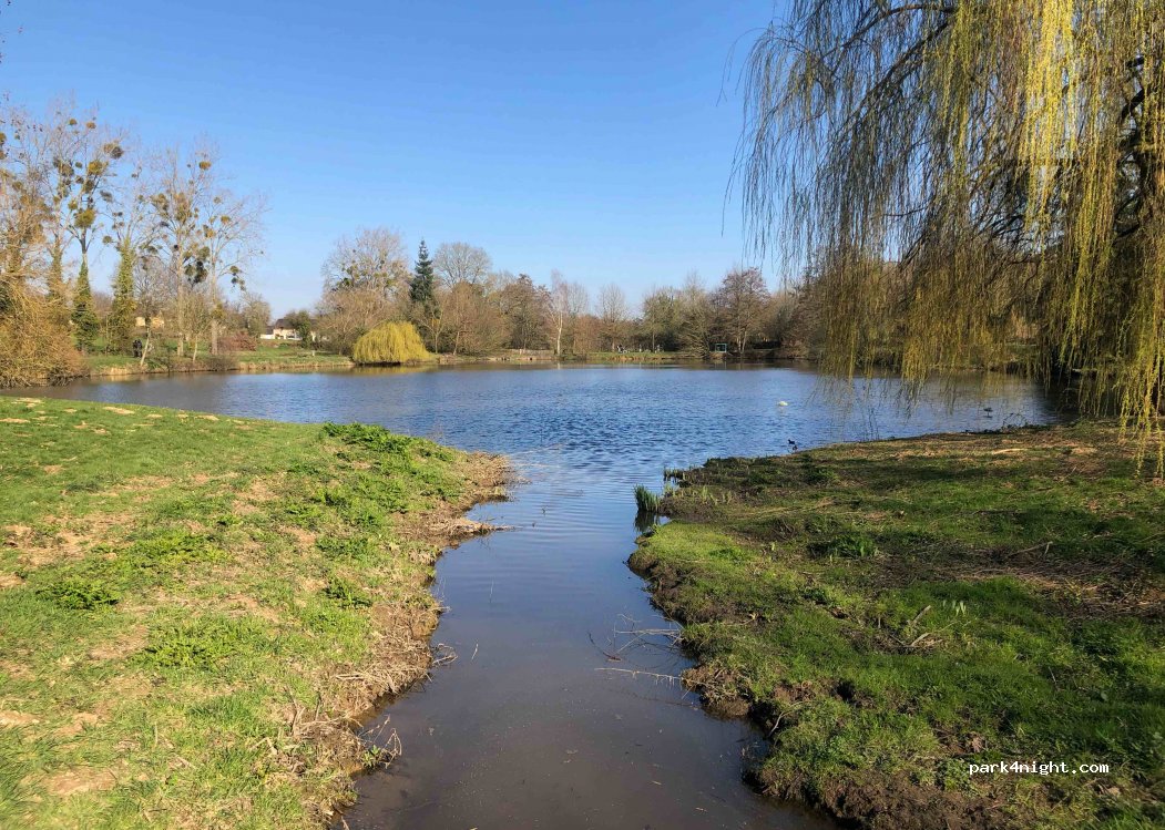 (35520) Melesse - Unnamed Road — foto