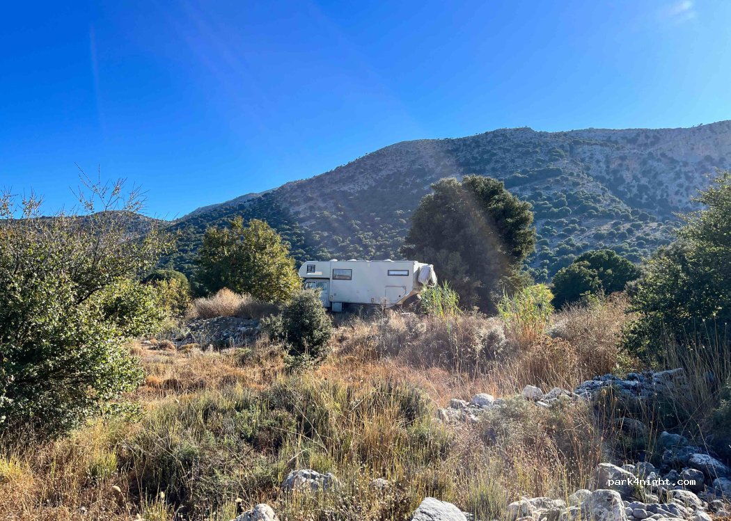 (720 52) Oropedio Lasithiou - Unnamed Road — foto 2