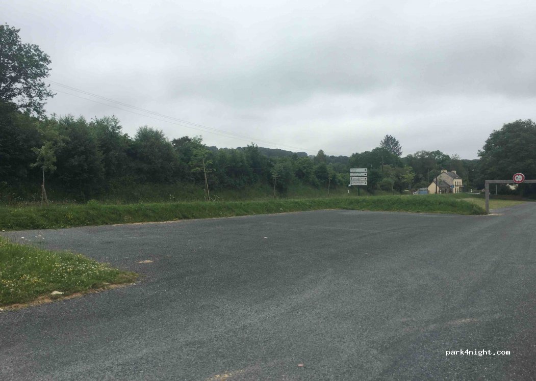 (22570) Bon Repos sur Blavet - 14 Rue du Viaduc — foto 2