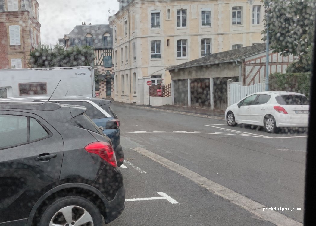 (14640) Villers-sur-Mer - 7 Rue de l'Armistice — foto