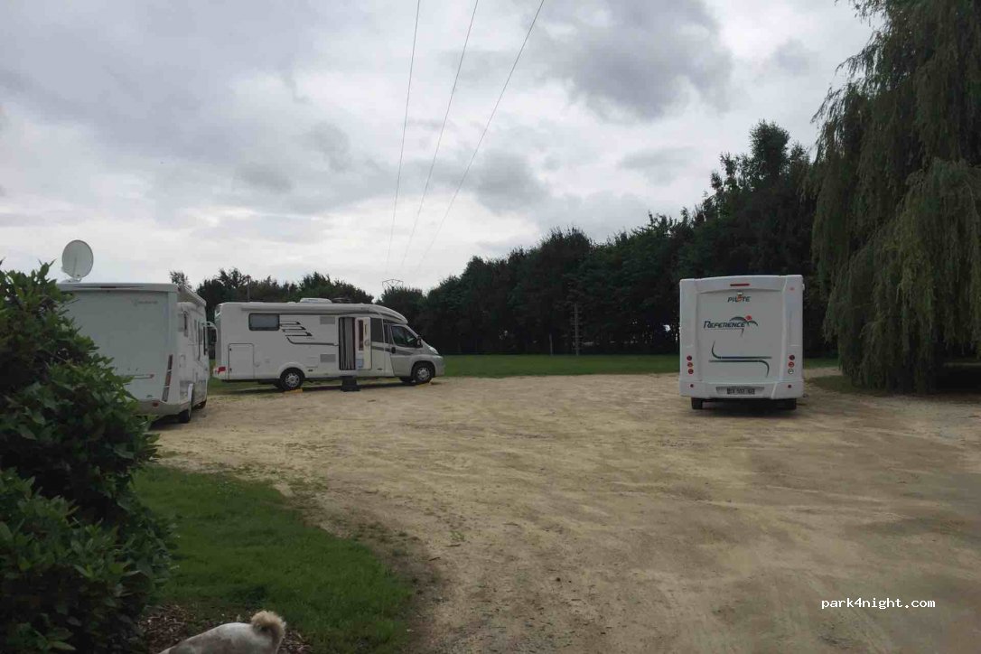 (35130) Availles-sur-Seiche - D106 — foto