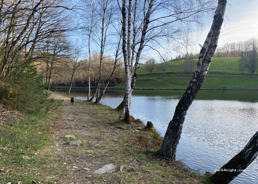 (15130) Lafeuillade-en-Vézie - Unnamed Road — foto 2