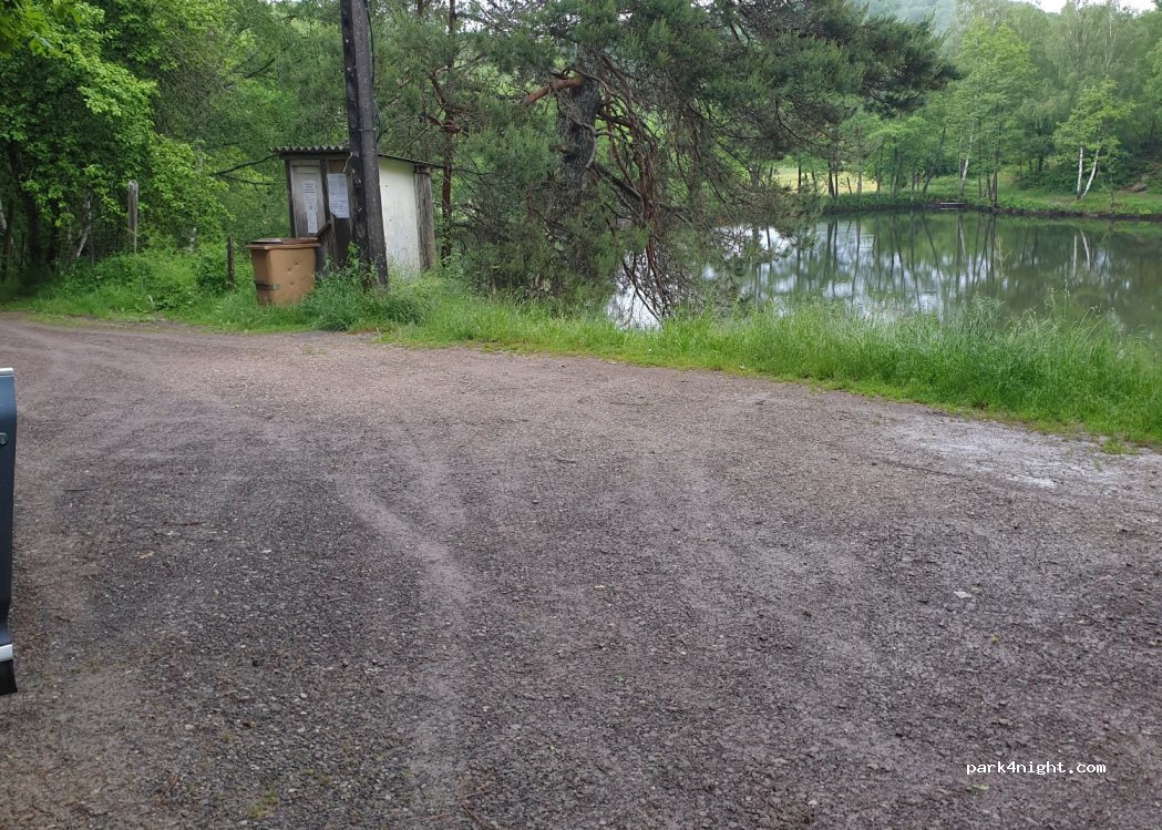 (15130) Lafeuillade-en-Vézie - Unnamed Road — foto 3