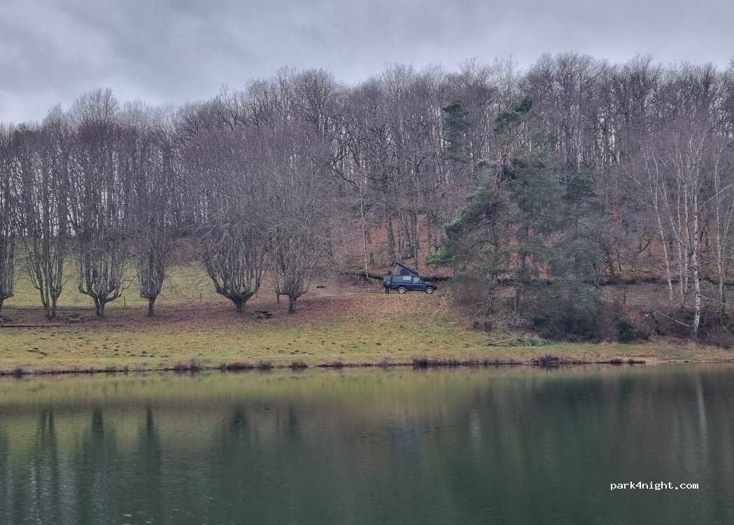 (15130) Lafeuillade-en-Vézie - Unnamed Road — foto 5