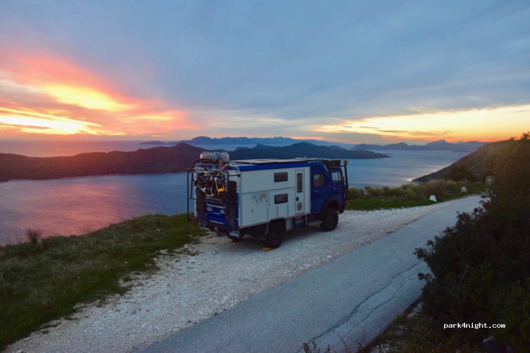 (20234) Brsečine - Unnamed Road — foto