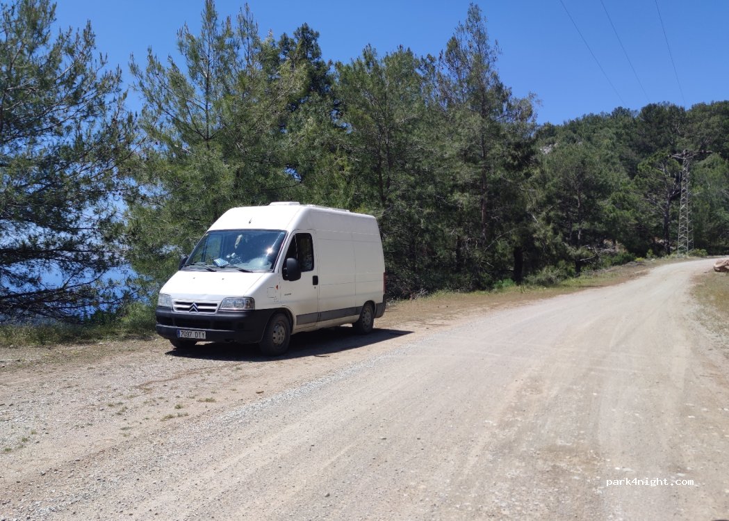 (48600)  - Unnamed Road — foto