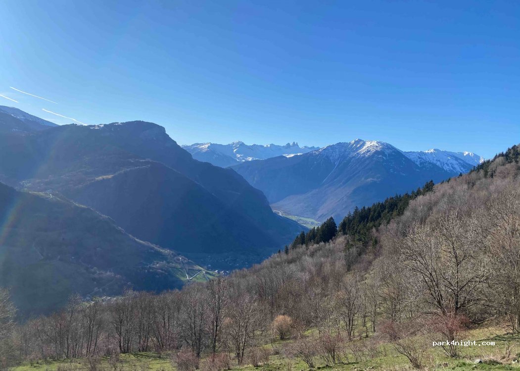 (73130) Montgellafrey - Unnamed Road — foto