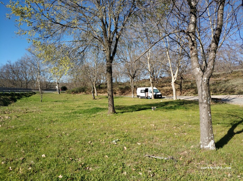 (10450) Jarandilla de la Vera - EX-203 — foto