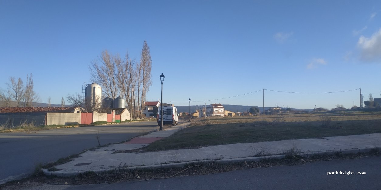 (05130) Solosancho - 913 Calle Poligono 006 — foto 2