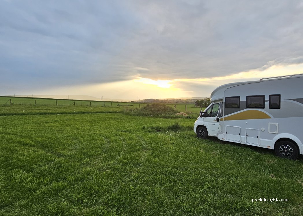 (337 01) Rokycany - Pod Žďárem — foto 4