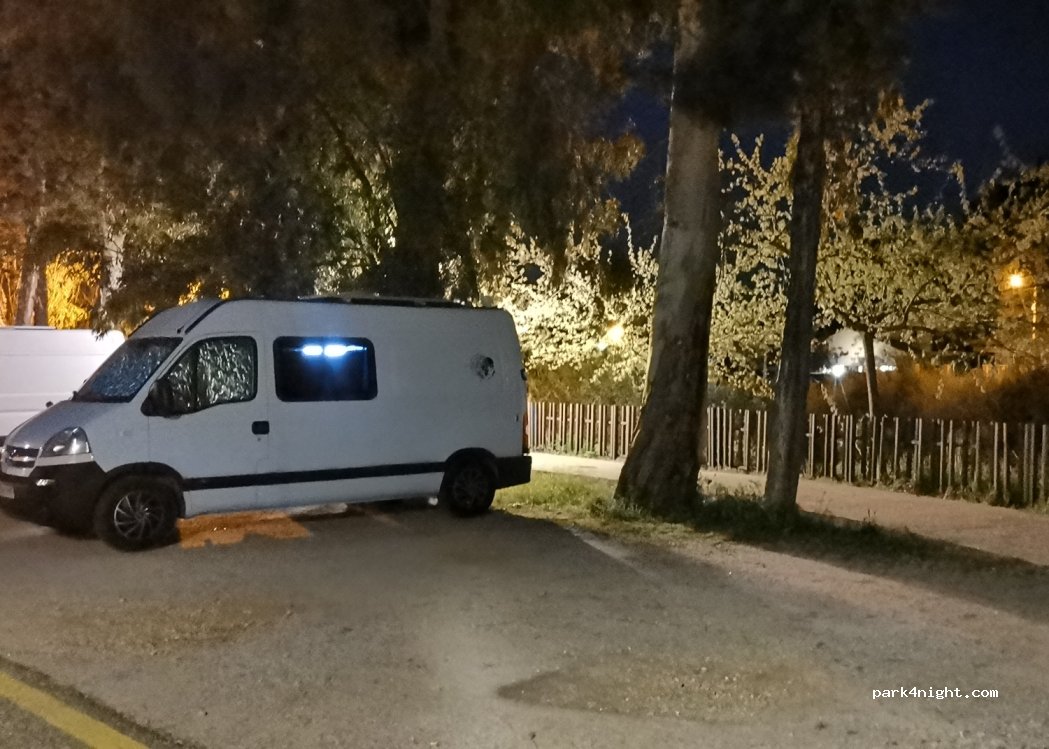 (05480) Candeleda - 14 Paseo la Garganta de Santa María — foto 4