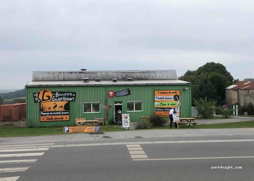 (22530) Guerlédan - 15 Rue de Pontivy — foto 2