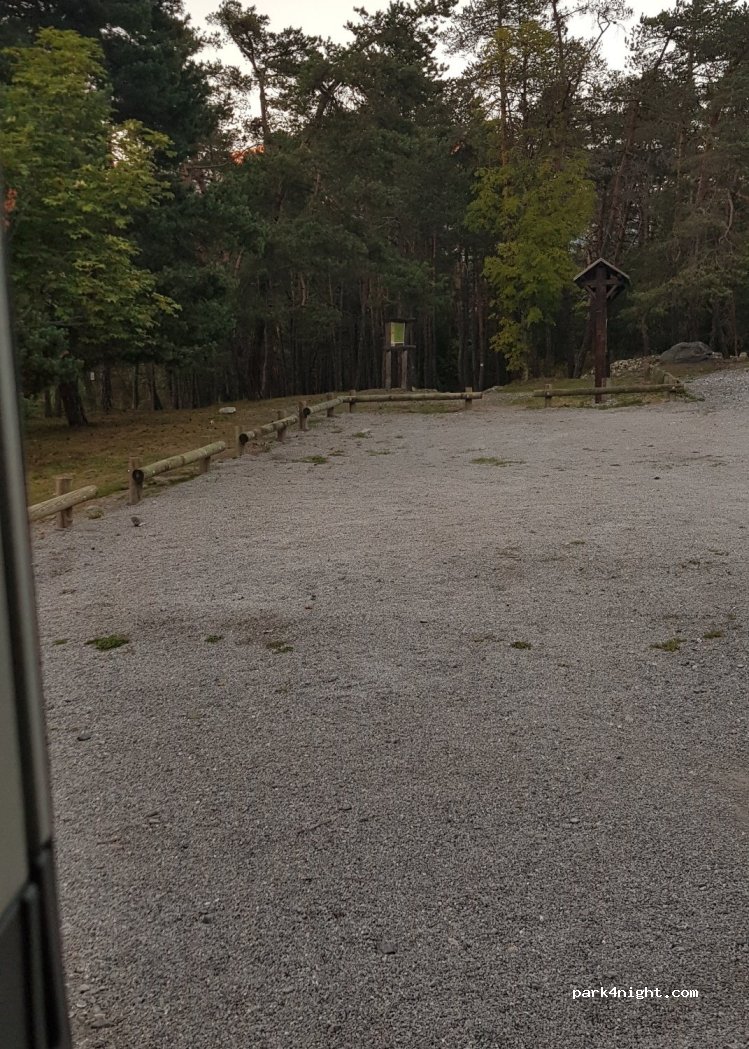 (04400) Uvernet-Fours - D109 — foto
