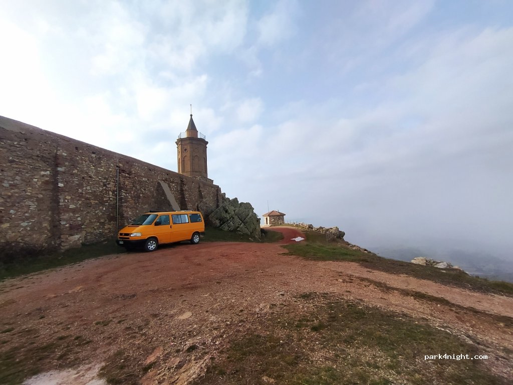 (50150) Herrera de los Navarros - Unnamed Road — foto