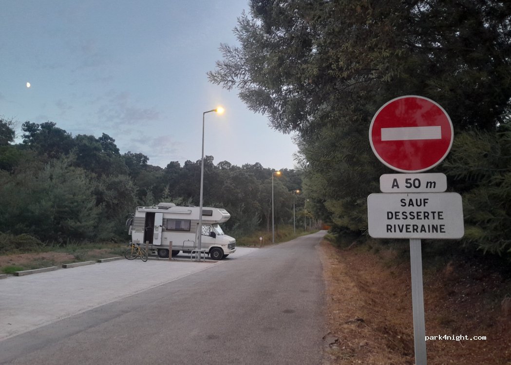 (83240) Cavalaire-sur-Mer - D559 — foto 4