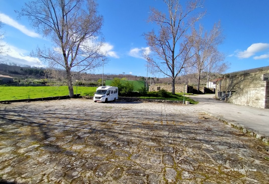 (10893) Villamiel - 23 Avenida Plaza de Toros — foto 4