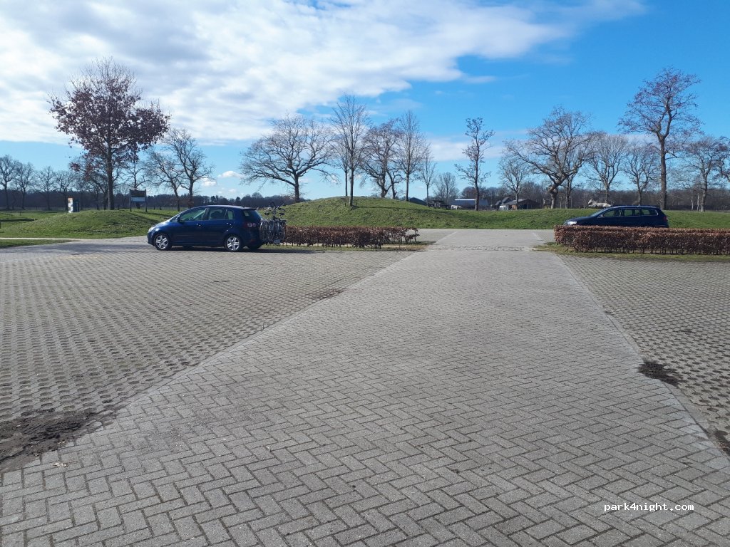 (9482 TV) Tynaarlo - 37 Zuidlaarderweg — foto