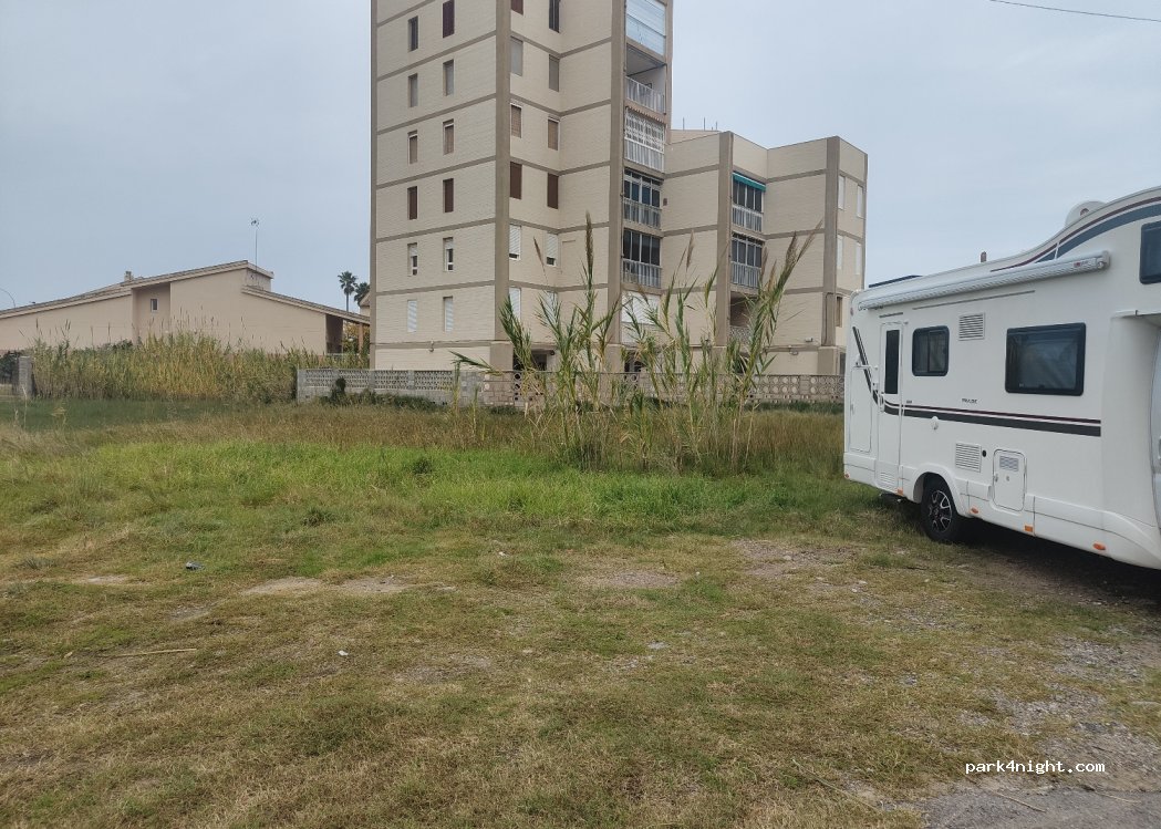 (46012) El Perellonet - 32I Plaça Num 36 Res Urb — foto 2