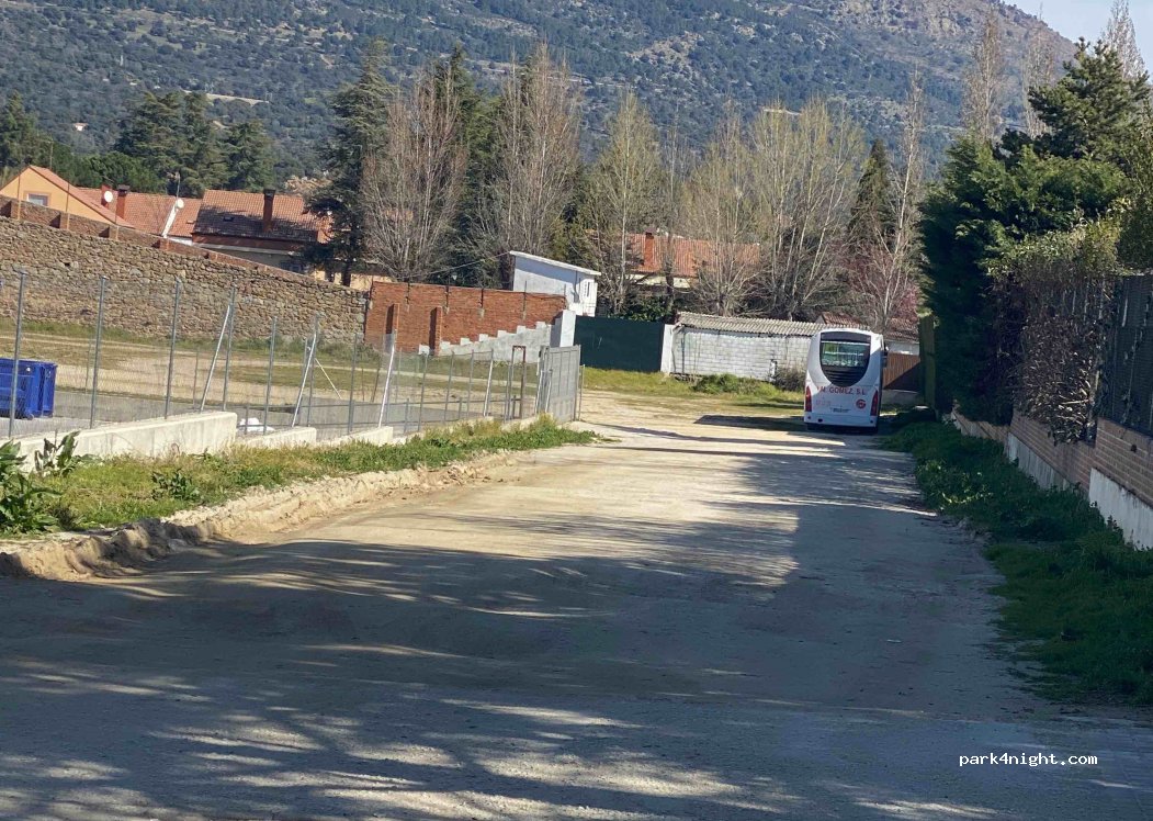 (28294) Robledo de Chavela - 16 Paseo de la Antigua — foto 3