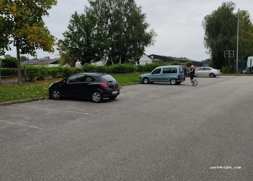(76270) Neufchâtel-en-Bray - 27 rue des penitents — foto