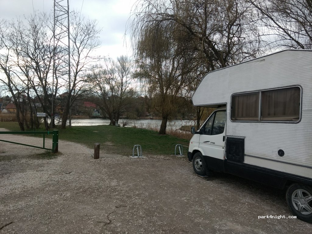 (1213) Budapest - 239 Hollandi út — foto