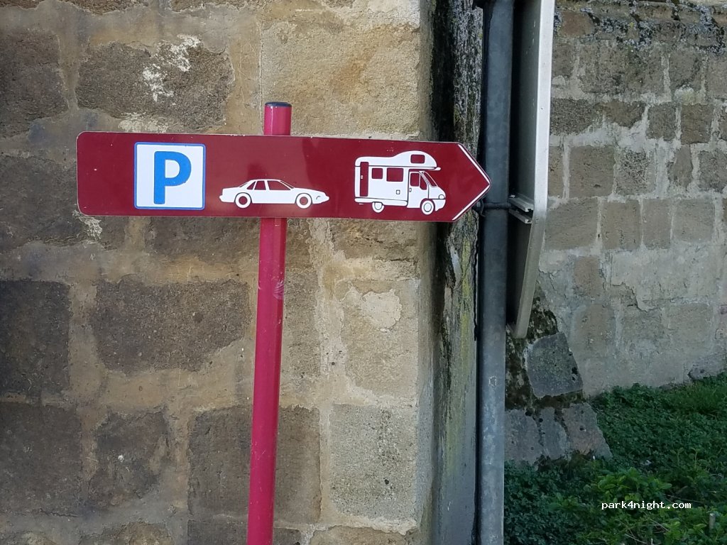 (32320) Bassoues - Chemin de Ronde — foto 2