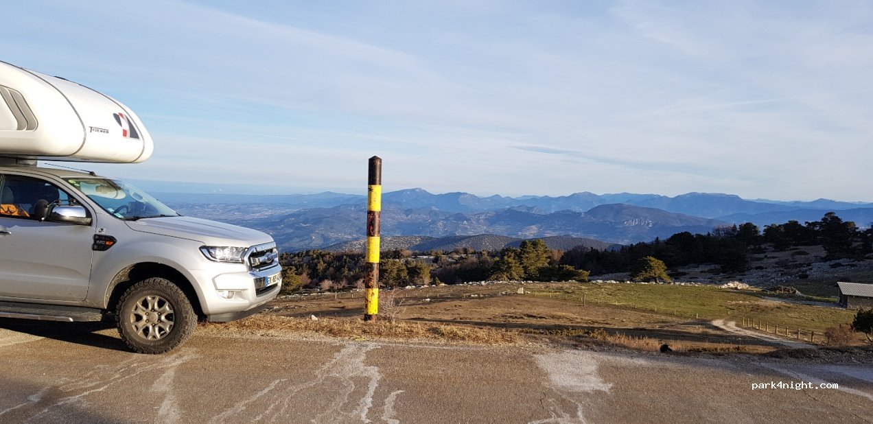 (84340) Beaumont-du-Ventoux - D164A — foto 3