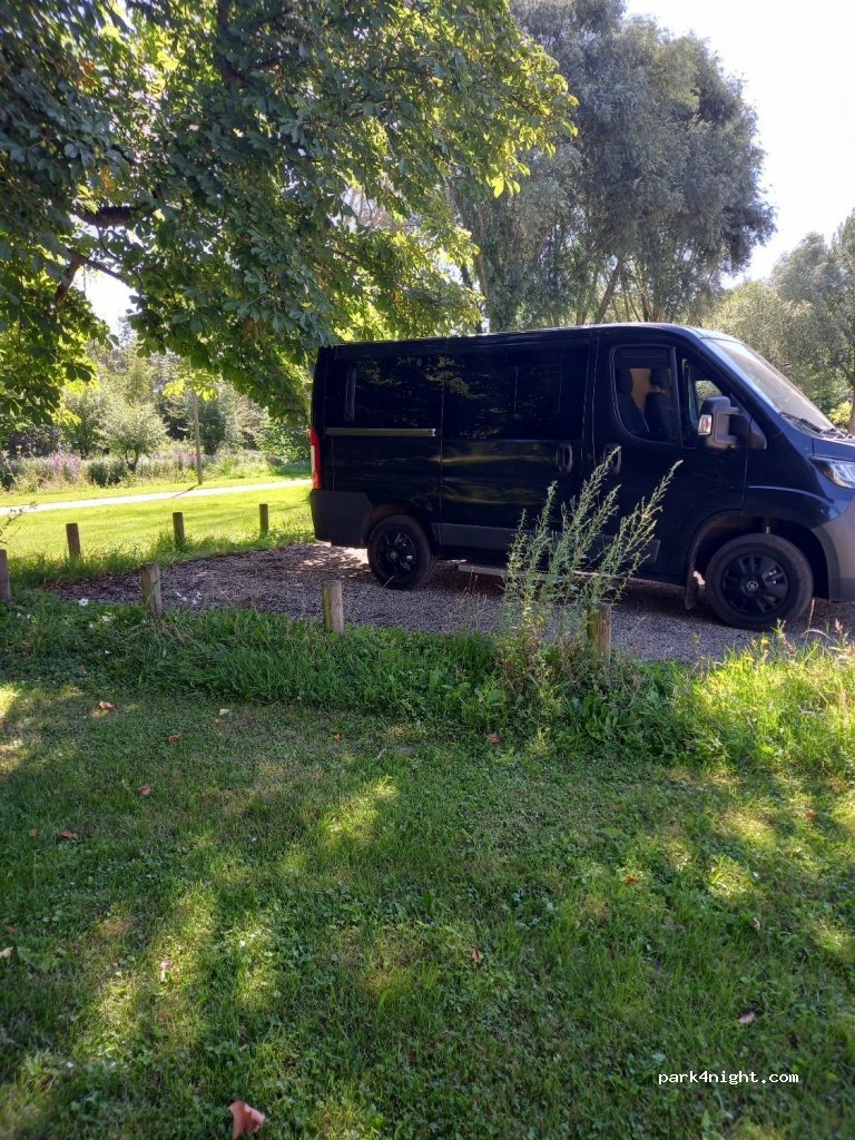 (80080) Amiens - Quai de la Somme — foto
