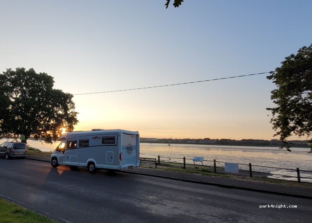 (CO11) Mistley - The Walls — foto