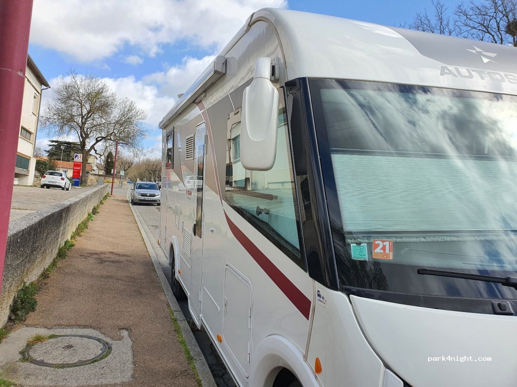 (11400) Castelnaudary - 2 Rue Arnaut-Vidal — foto