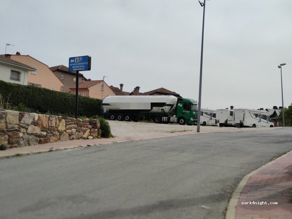 (28723) Pedrezuela - 42 Calle Cerro de San Pedro — foto 2