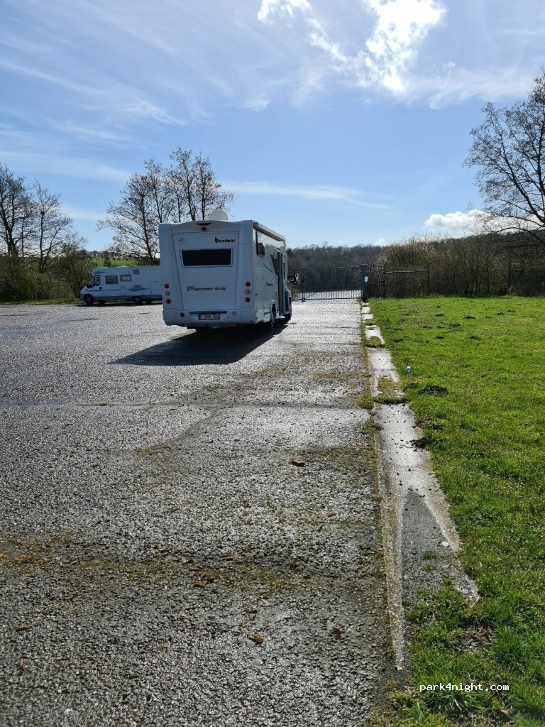 (5630) Cerfontaine - Unnamed Road — foto