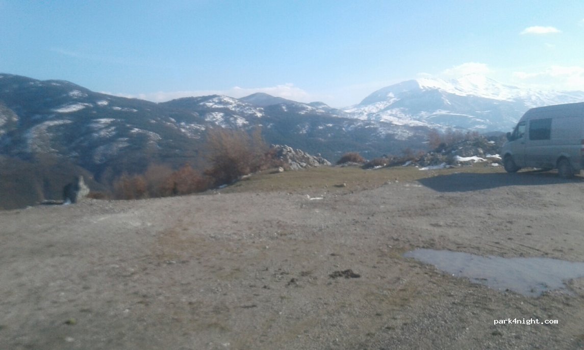 ()  - Unnamed Road — foto