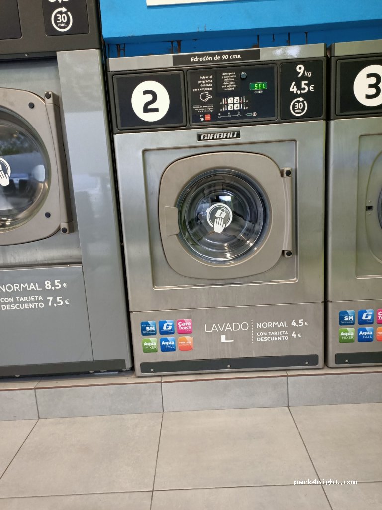 (08760) Martorell - Plaza Pompeu Fabra 5 — foto