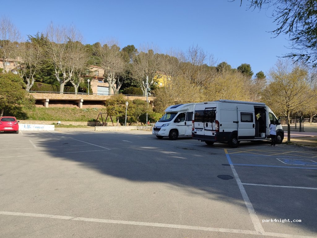 (08212) Sant Llorenç Savall - 3 Avinguda Fuente Aixeta — foto