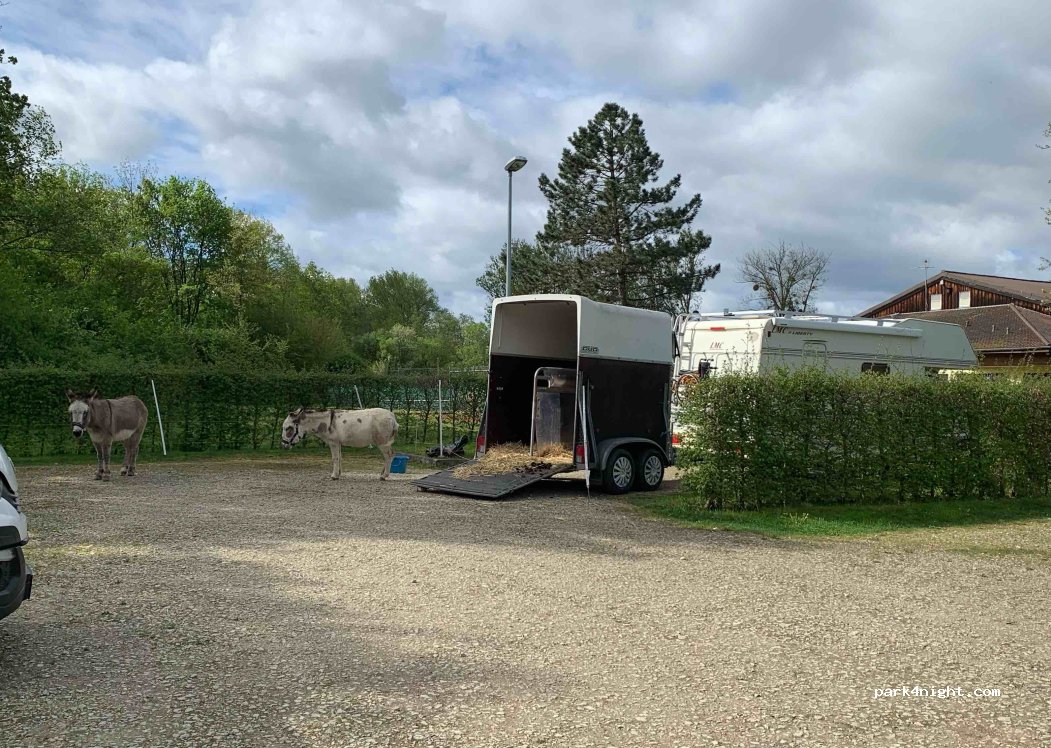 Wohnmobilstellplatz in den Steinlach Auen — foto 4