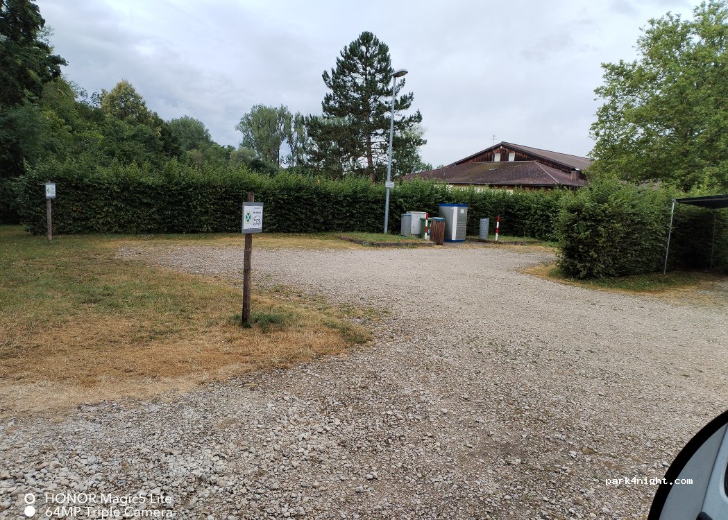 Wohnmobilstellplatz in den Steinlach Auen — foto 5