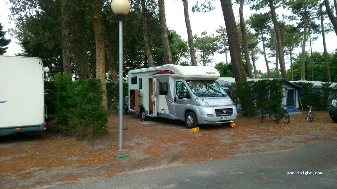 Camping Le Vieux Port — foto