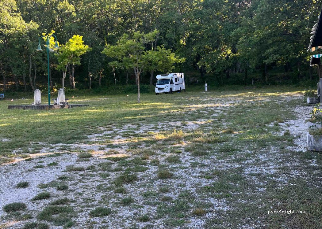 Camping Intercommunal 2* Les Royères du Prieuré — foto 4