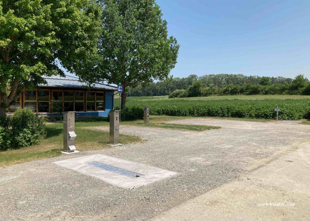 Wohnmobilstellplatz Waldmössingen — foto 2