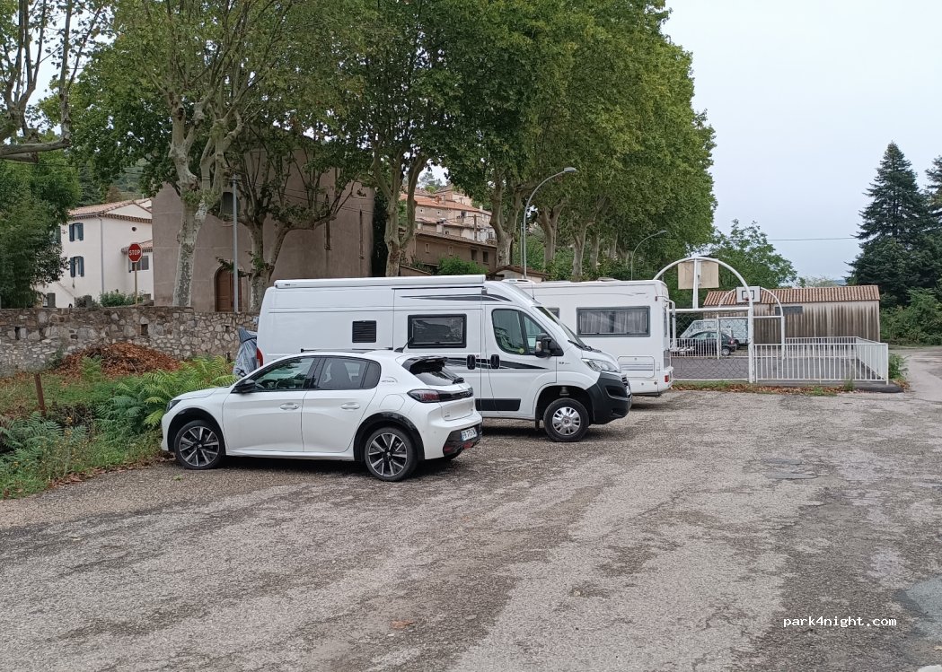 (34600) Bédarieux - 1002 Avenue de Nissergues — foto 2