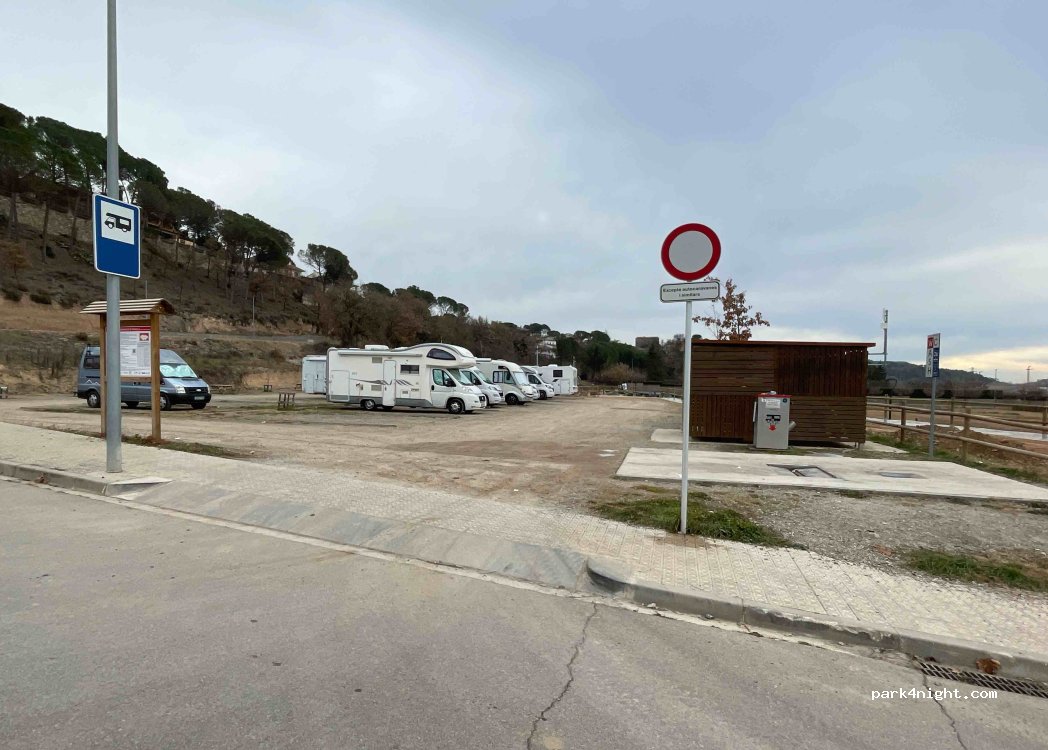 Gironella motorhome area — foto 3