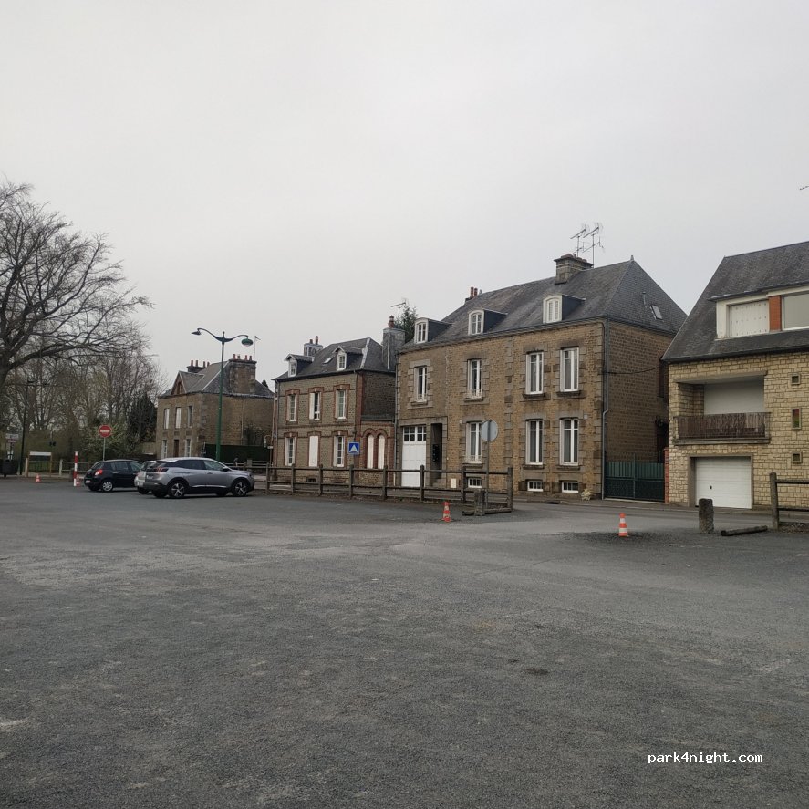 (61100) Flers - 40 Rue Richard Lenoir — foto 2