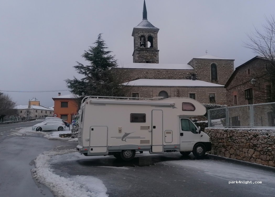 (28756) Somosierra - 10 Calle de la Iglesia — foto 4