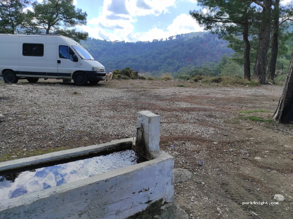 (48850)  - Unnamed Road — foto 3