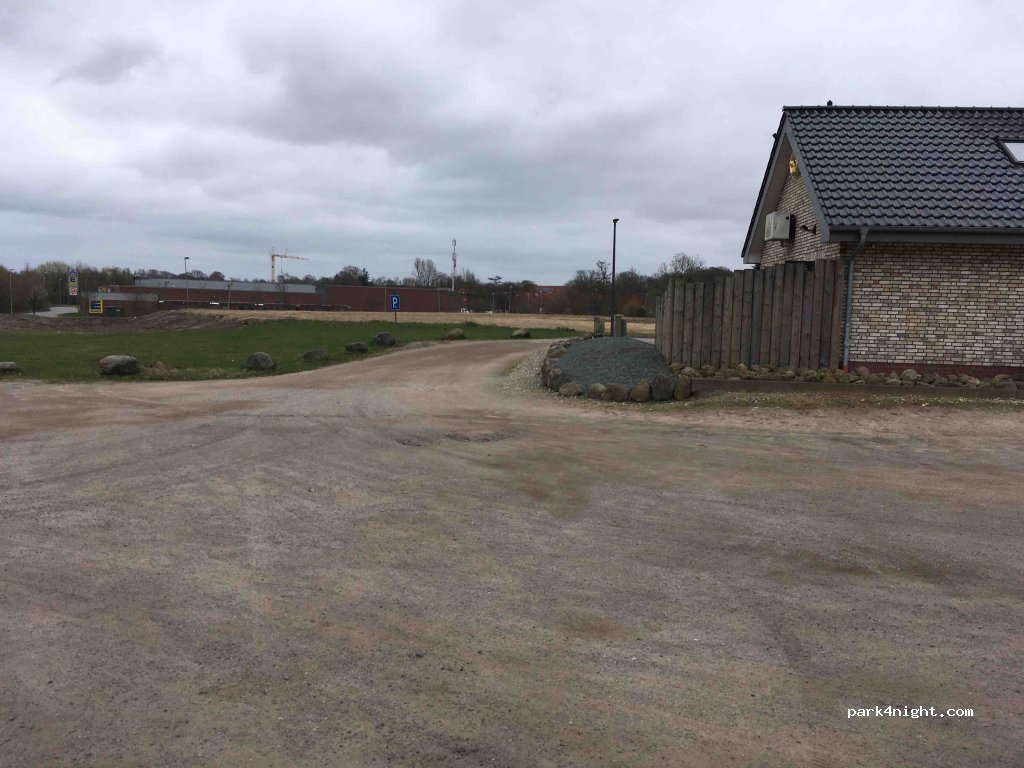 (25704) Meldorf - 1 Kampstraße — foto 2
