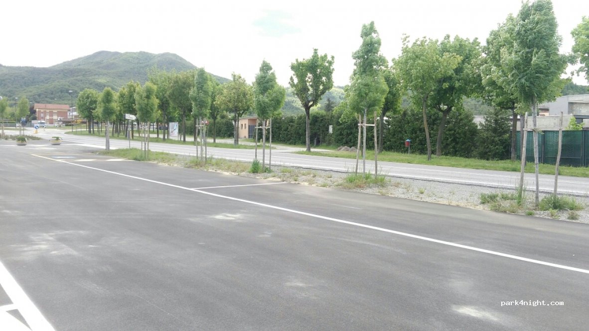 (12012) Boves - Via Generale dalla Chiesa — foto