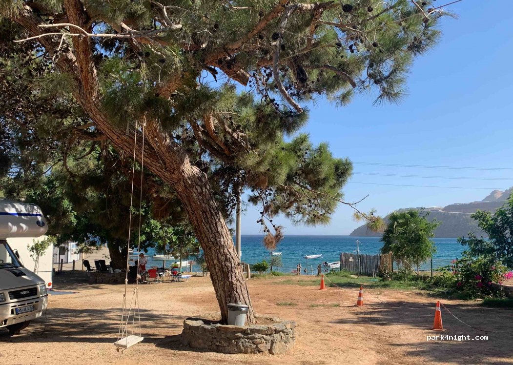 By Michael Karavan Camping — foto 3
